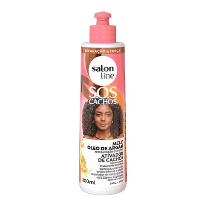 Naturally SOS Cachos Honey and Argan Oil Curl Activator bottle with product label, 300ml size, for enhancing curly hair.