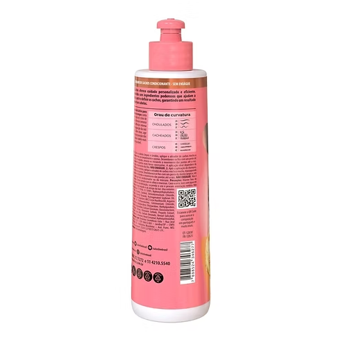 Naturally SOS Cachos Honey and Argan Oil Curl Activator bottle with a pump dispenser, 300ml, designed for enhancing curly hair.